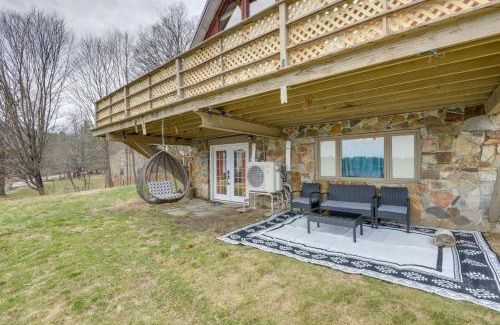 Vernon Apartment | Walk to Trails Artsy Mtn-View Getaway in Vernon!