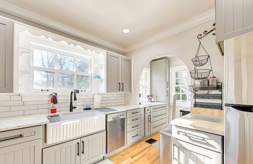 Lexington House | Walk to UK Campus: Charming Home w/Patio!