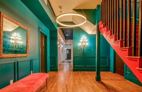 West End House | Walkable Downtown Hotel Condo with Free WiFi, Partial AC, & Jetted Tub