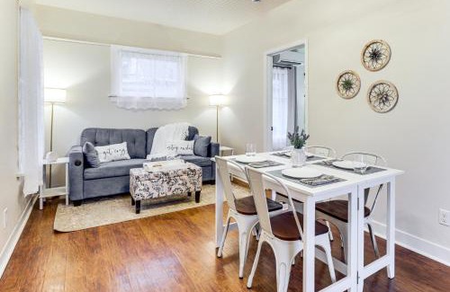 Forest Grove House | Walkable Location Quaint Cottage in Forest Grove!