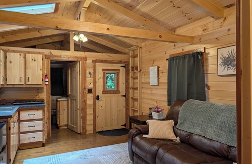 Chandlersville Cabin | WALKAbOUT Creek Campground Eagle Cabin