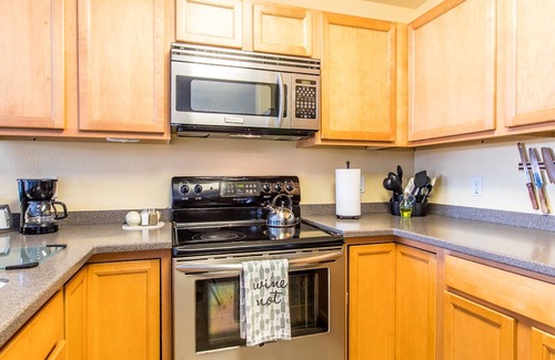 Grand Junction Condo | Walking distance to CMU, stocker stadium, grocery stores, churches, and golfing