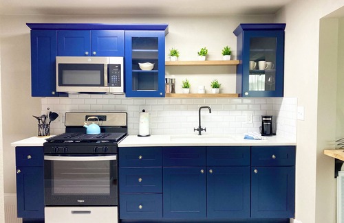 Wichita Falls Apartment | Walking Distance to United Regional Hospital + Gated + Carport