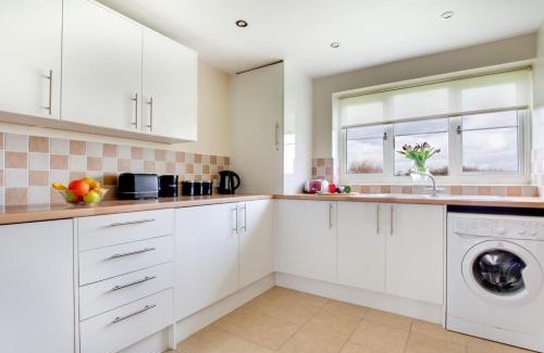 Selsted House | Walnut Cottage