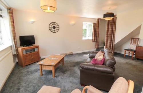 Easterside House | Walnut Cottage