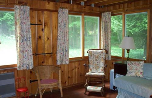 Frankfort House | Walter Cottage