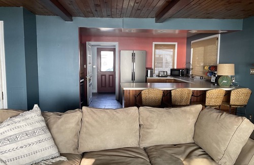 Brooklyn House | Wamplers year-round family lakefront private sandy beach beautiful sunsets
