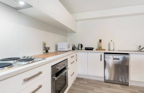 Wanaka Apartment | Wanaka 'Mount Iron Studio' with private terrace