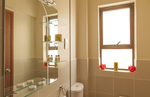 Kilimani Hotel | Waridi Paradise Hotel & Suites