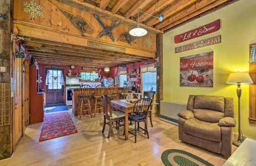 Jamaica House | Warm and Inviting Jamaica Cabin with Grill Ski and Hike