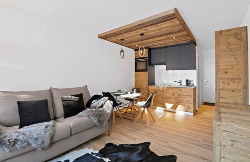 Noes Apartment | Warm, renovated studio in the center of town