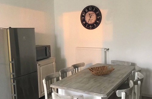 Sillegny House | Warm, spacious house in the countryside between Metz and Nancy.