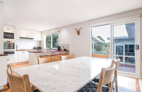 Rosebud Apartment | Warrain Retreat - A Spacious Beachside Lifestyle