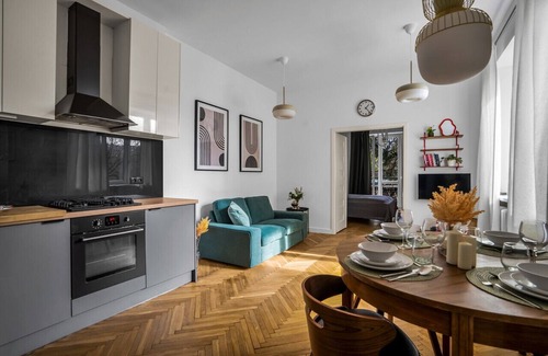 Powisle Apartment | Warsaw Suite near River - 58m2, Balcony, Metro by Rentujemy