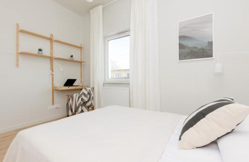 Grochow Apartment | Warszawa Bright 2-bedroom Apartment by Noclegi Renters