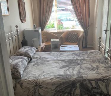 Warwick Bed & Breakfast | Warwick Home From Home