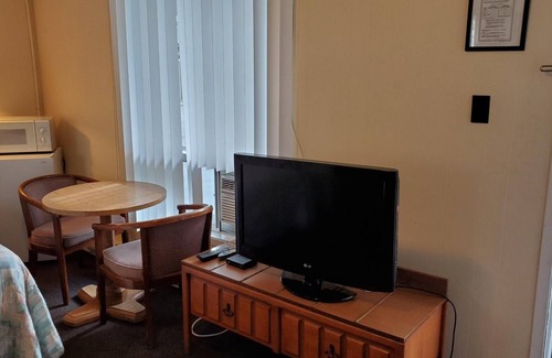 Wasaga Beach Hotel | Wasaga Beach Inn And Cottages