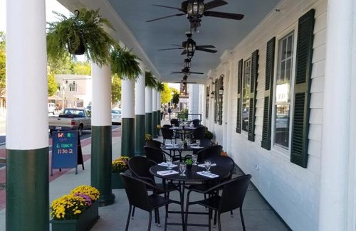 Princess Anne Hotel | Washington Inn & Tavern
