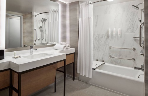 Downtown Washington D.C. Hotel | Washington Marriott at Metro Center