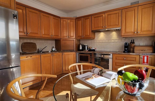 Sydney Apartment | Watch The Sunrise Over Coogee | 2 Bedrooms + Garage