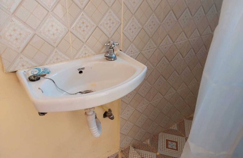 Baringo Bed & Breakfast | Water-Point Guest House