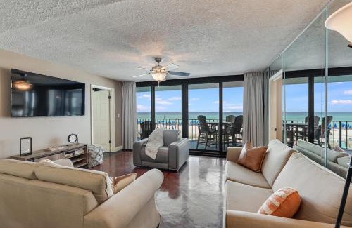 Biltmore Beach Apartment | Watercrest 207 3 BR 3 BA with 2 Beachfront Masters
