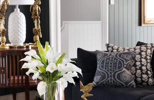 North Maleny House | Waterfall Lodge Maleny Timeless Grandeur & Luxury