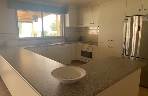 Yarrawonga House | Waterfont Bliss