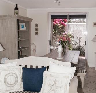 Knysna Central House | Waterfront - 10 Spinniker Knysna Quays