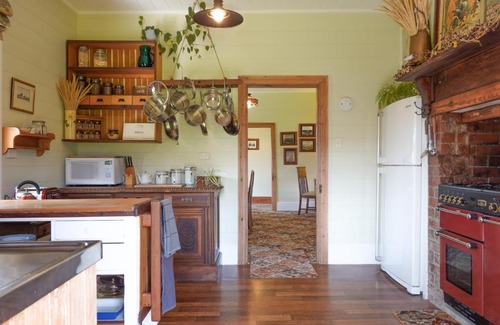 Dunalley House | Waterfront Casilda Guesthouse