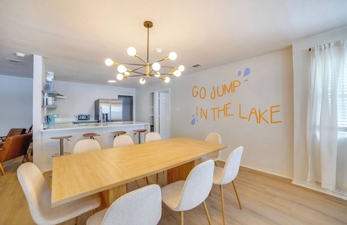 Seven Points House | Waterfront Cedar Creek Lake Gem: Near Marina!