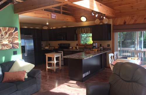 Hammond Ski Chalet | Waterfront Chalet with Gorgeous Large Yard