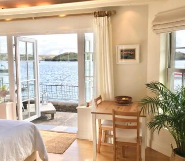 Kinsale House | Waterfront Chic Studio