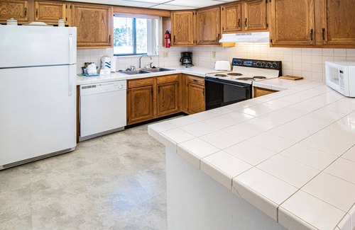 New Bern Condo | Waterfront Condo near Tryon Palace | Sleeps 4