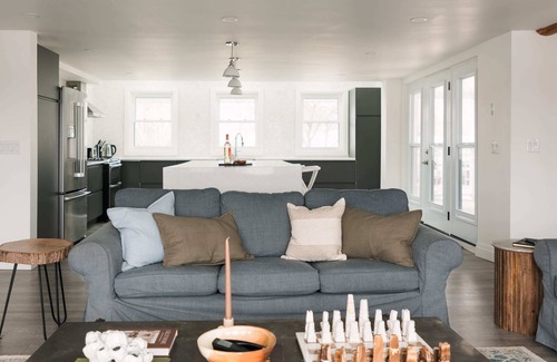 Sharbot Lake House | Waterfront Cottage w Sauna on Sharbot Lake
