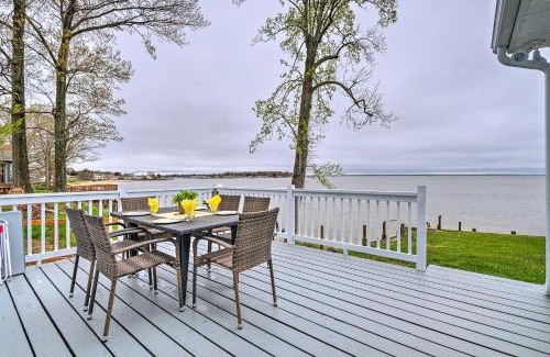 Colonial Beach House | Waterfront Cottage with Private Beach and Deck!