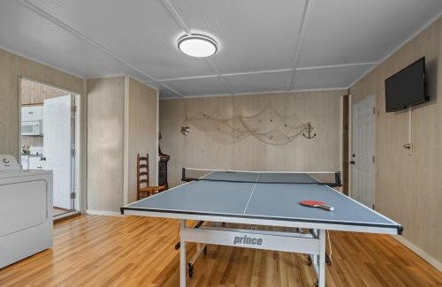 Sealevel House | Waterfront Dock Kayaks Ping Pong 3 Bedroom 2 Bathroom