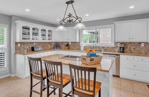 Cullman House | Waterfront Double Decker Dock - 5 Bed 3 1/2 Bath Smith Lake House in Cullman AL