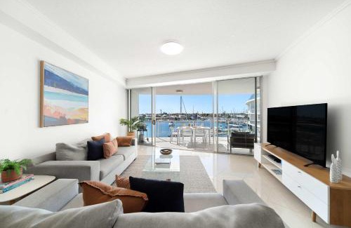 Minyama Apartment | Waterfront Elegance with Pool & Jetty Access