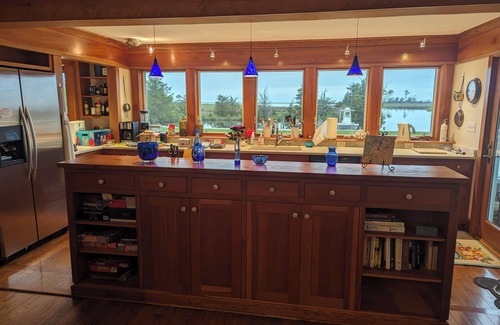 Greenbush House | Waterfront Estate - Amazing Views And Sunsets - Pet Friendly - New rate for 2025