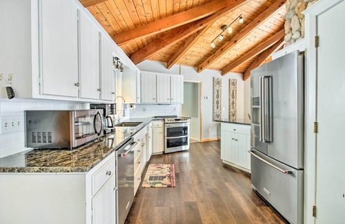 Nisswa House | Waterfront Gull Lake w/Dock: Family Friendly!