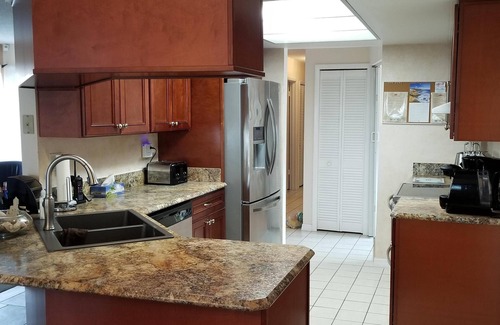 Woodlands House | Waterfront, Heated Pool, Internet, Pontoon boat & kayaks. Monthly Stay Discount