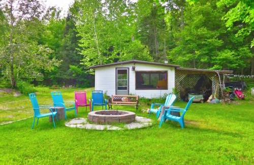 Blue Sea House | Waterfront hiking trails ATV Skidoo