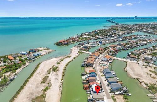 Port Isabel House | Waterfront Home on the Bay, Pet Friendly, Boat Slip, Fishing!