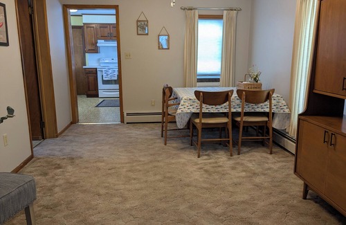 Gypsum House | Waterfront home on the Sandusky Bay. Nice fishing spot close to Cedar Point.