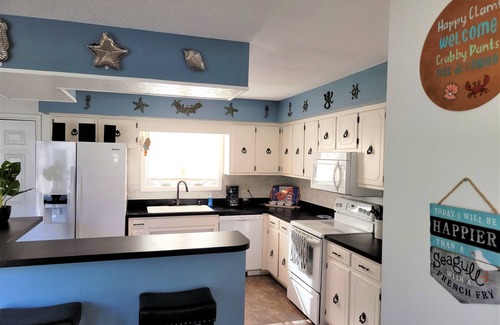 Minnesott Beach House | Waterfront Home W/Private, Soft Sandy Beach & 300' Dock
