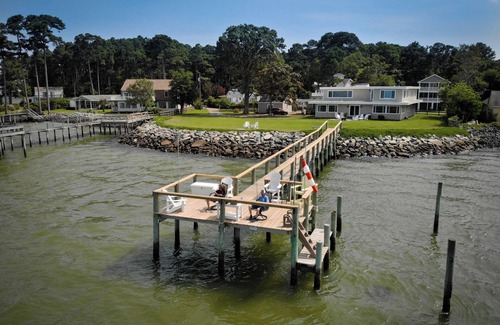 Deltaville House | Waterfront Home With Million Dollar Bay & River Views!