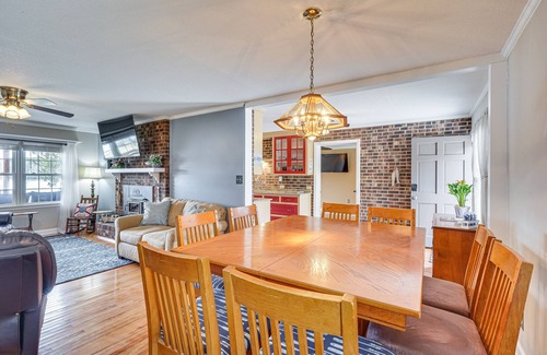 Henrico House | Waterfront Lake Gaston Home w/Private Dock!