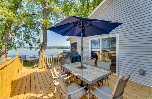 Lodi House | Waterfront Lodi Vacation Rental on Lake Wisconsin!