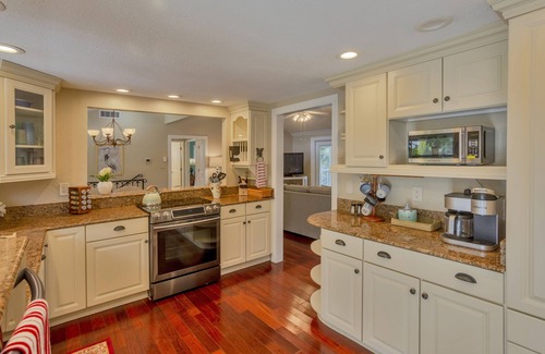 Ozona House | Waterfront luxury home in Ozona.